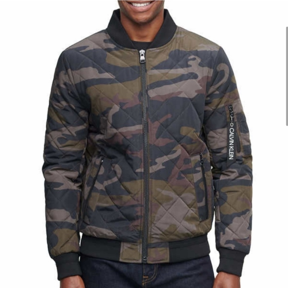 Calvin Klein Men’s Quilter Bomber Jacket NWT